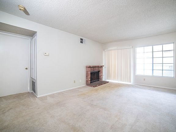 5th image of 20235 Keswick St Unit 217