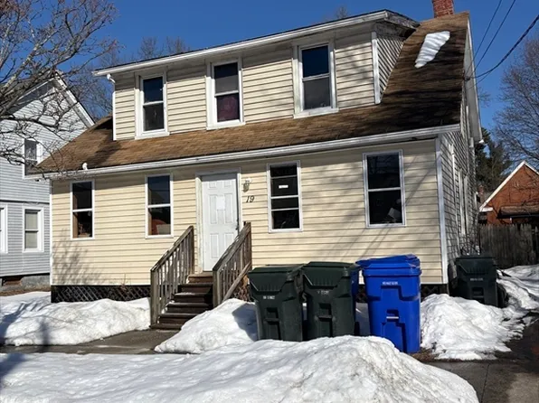 19 Wilton St, Springfield, MA 01109