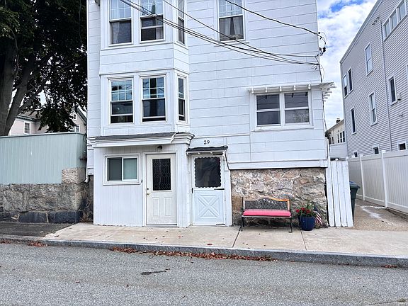 Apartment House