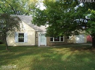1730 E 236th St, Euclid, OH 44117