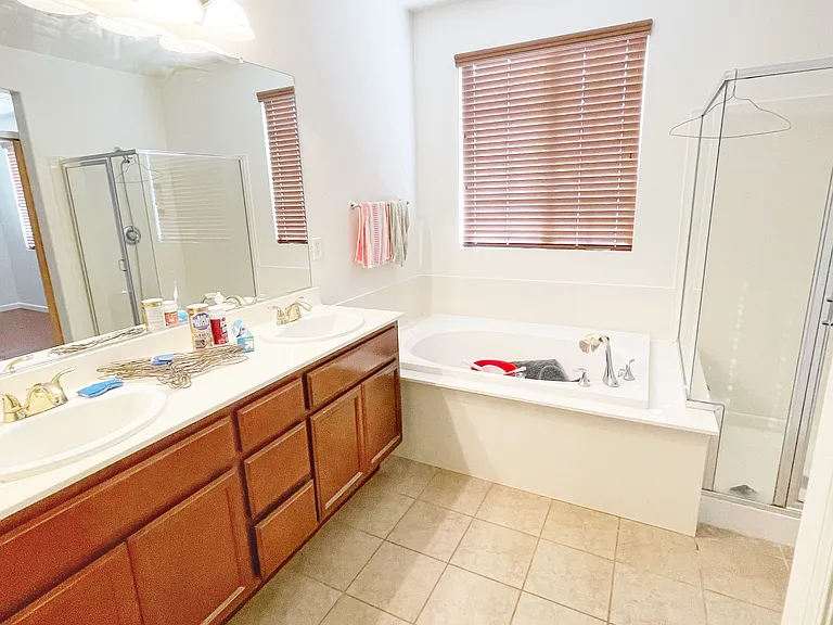 9819 Joebar Cir — Photo 11