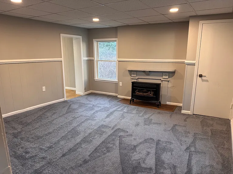 565 Montgomery St #A — Photo 7