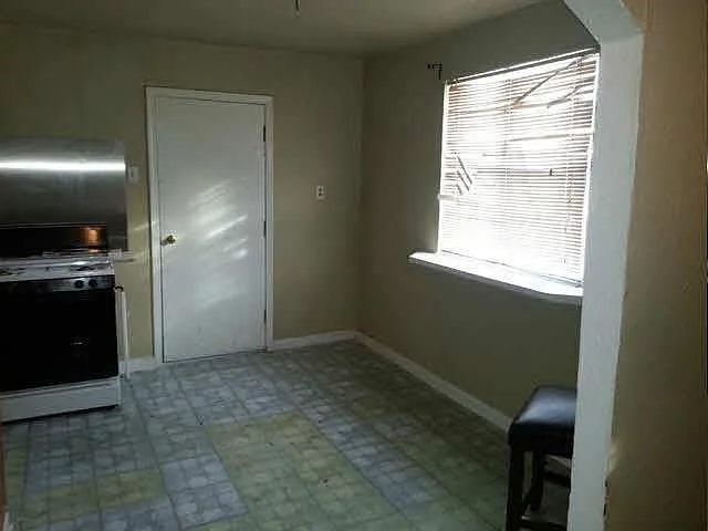 105 Schlief Dr — Photo 7