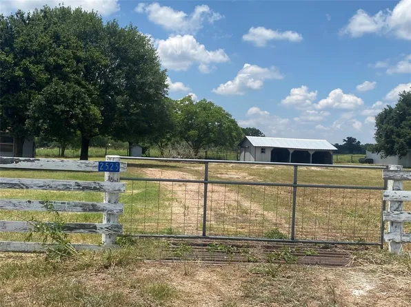 2525 159th Hwy, La Grange, TX 78945