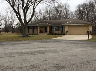17161 Sunset Dr, Sidney, OH 45365