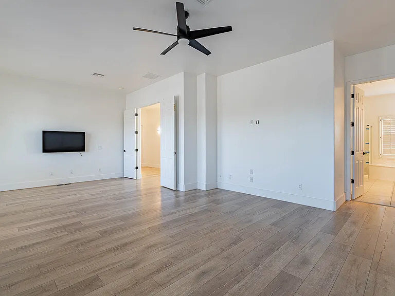 2956 S Birch Ct — Photo 44