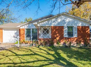 2319 Loyce Dr, Mesquite, TX 75149