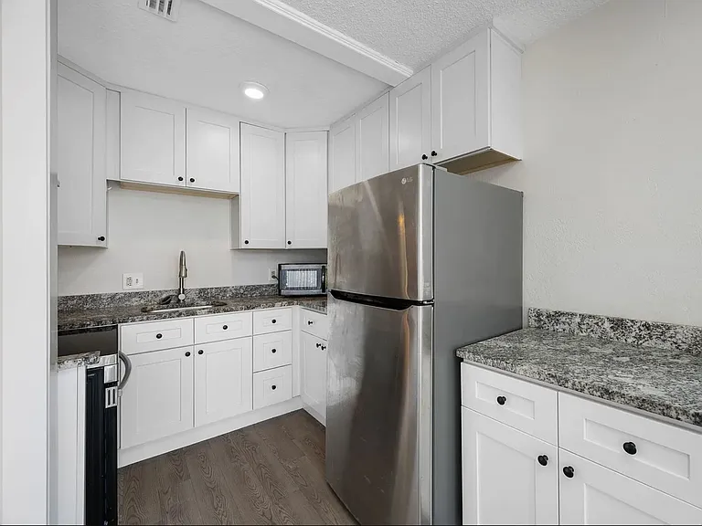 3554 1st Ave N #203 — Photo 8