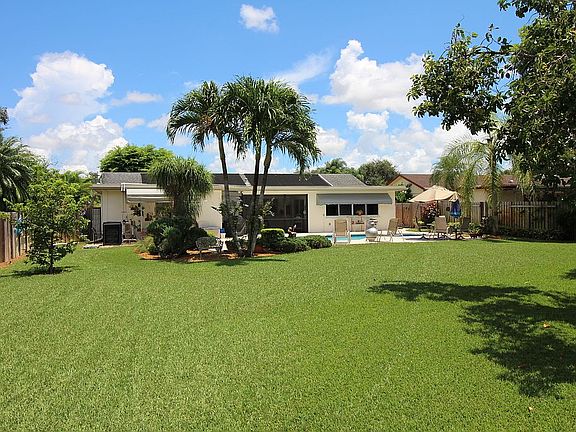 Oversized 13,483 Sqft Lot