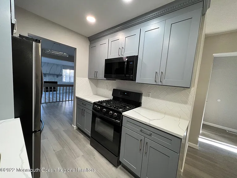 232 Longwood Dr #23-2 — Photo 3