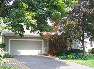2550 Kodiak Dr, East Lansing, MI