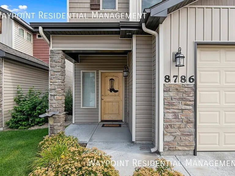 8786 Pine Nut Ln — Photo 3
