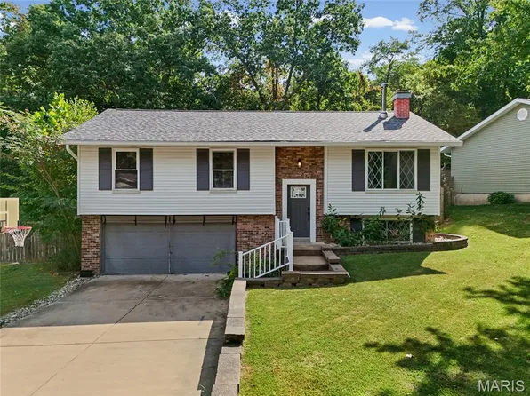 2117 Ayrshire Ct, Imperial, MO 63052