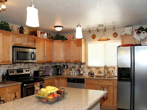 5th image of 9305 W Wild Horse Ct