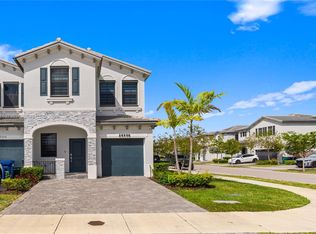 28500 SW 133rd Path, Homestead, FL 33033