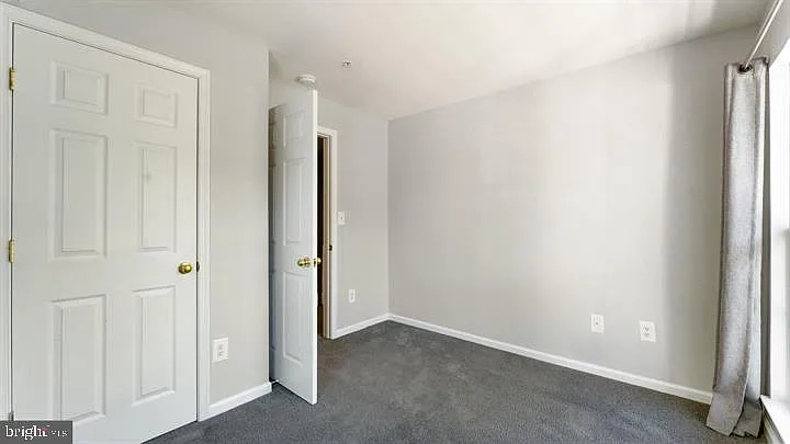 1918 Crescent Park Dr — Photo 15