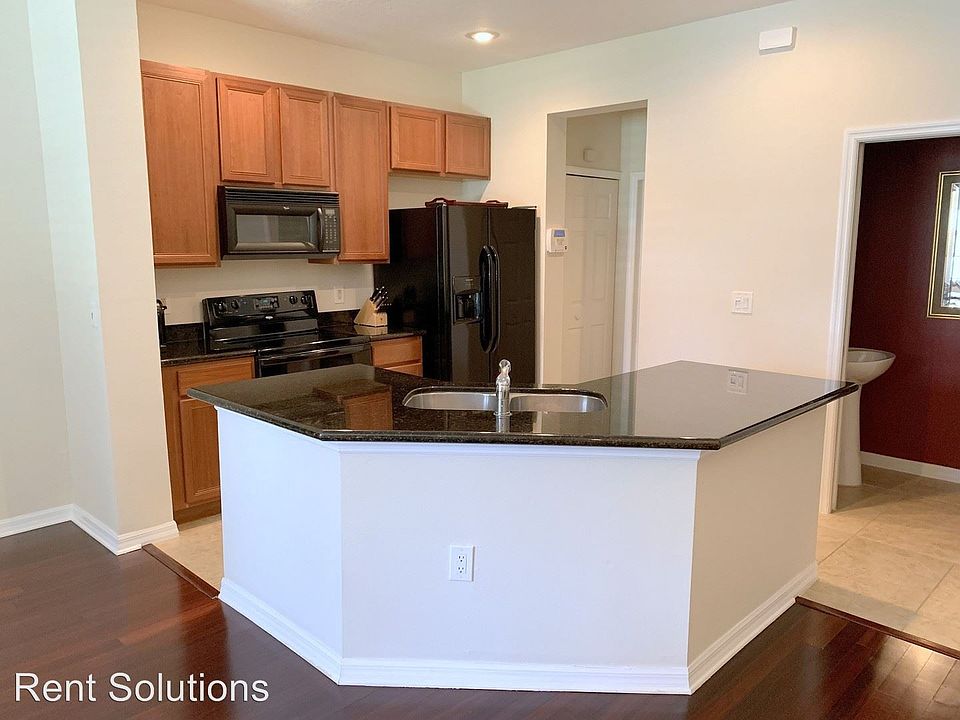 1st image of 7449 Arlington Grove Cir