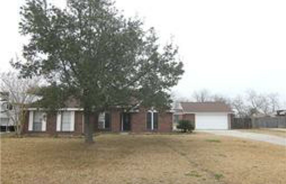 1st image of 3119 Kathleen Dr