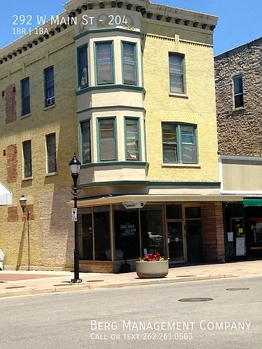 292 W Main St #204 Photo 1