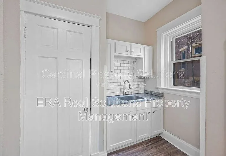 816 Windham Ave #1 — Photo 6