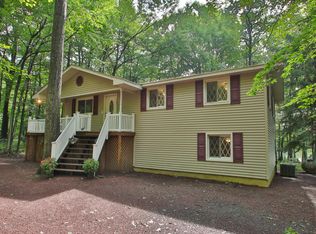 1261 Ranger Trl, Pocono Lake, PA 18347