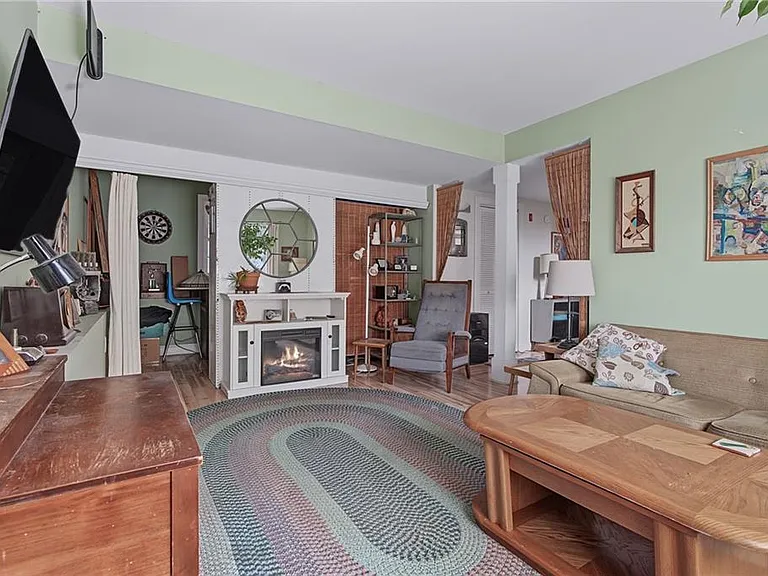 45 Oakwood Ave — Photo 29
