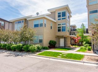 1053 W Rooftop Dr, Midvale, UT 84047