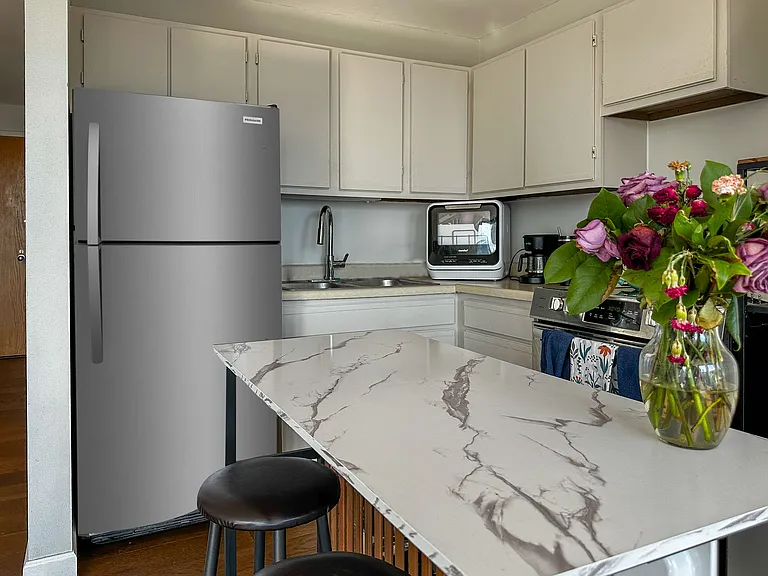 1122 N Clark St #3307 — Photo 2