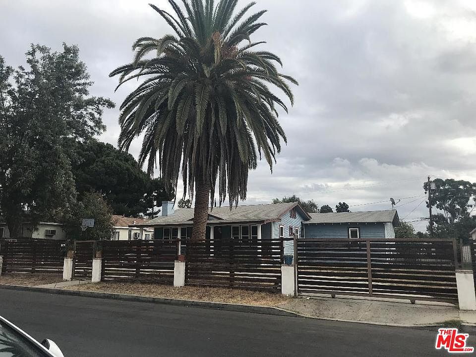 1st image of 5642 Riverton Ave