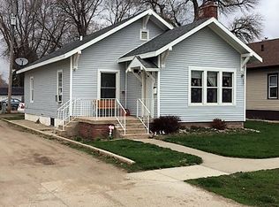 1318 W Phillip Ave, Norfolk, NE 68701