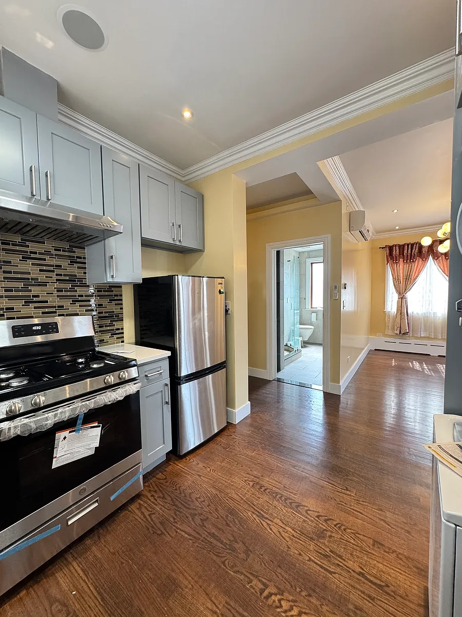 Building Photo - 377 Hanover Ave #3