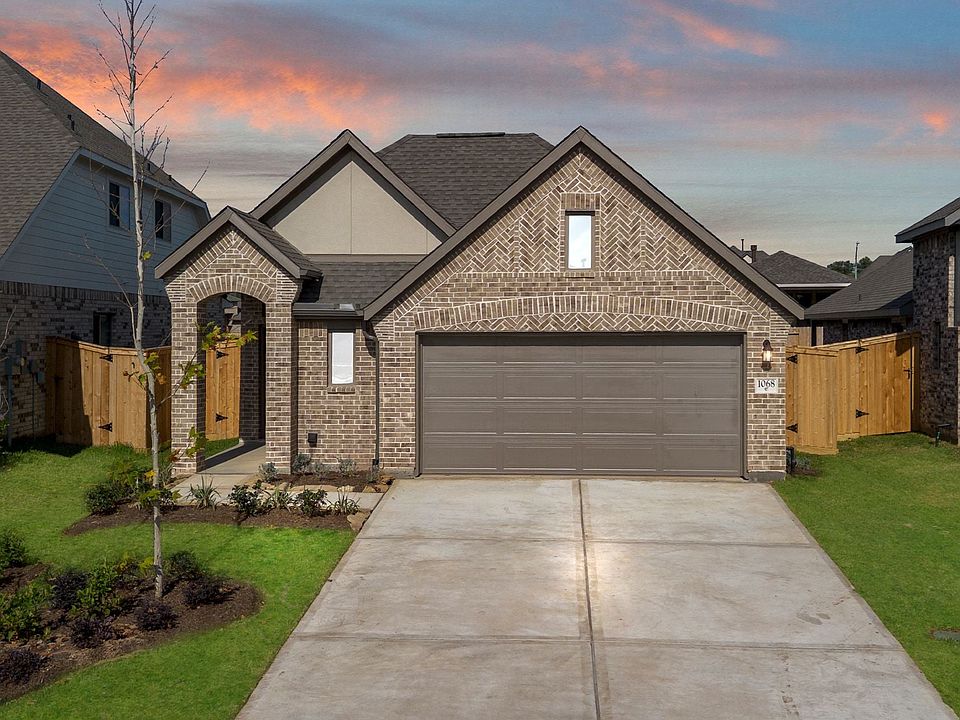 1st image of 1068 Shoal Creek Trl