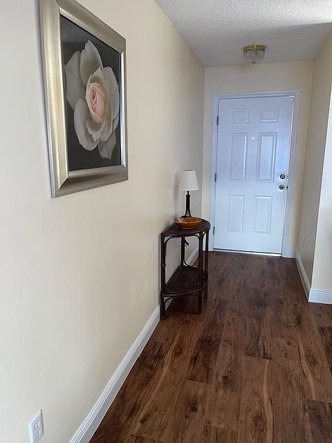 1st image of 1516 Escandon Pl