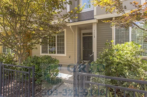 1113 SE Alika Ave Photo 1