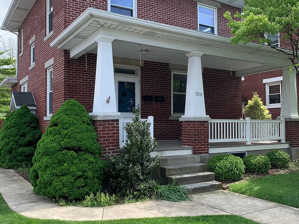 Private front porch