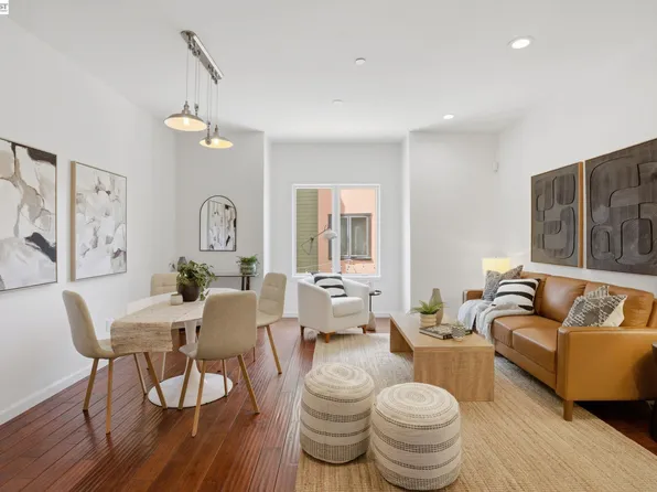 4895 Shattuck Ave, Oakland, CA 94609