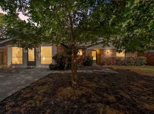 550 NW Chisholm Rd, Burleson, TX 76028