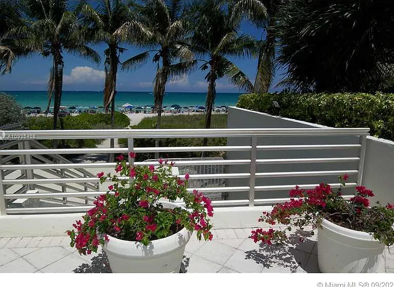 5161 Collins Ave #508 — Photo 29