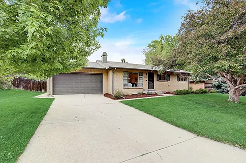 3675 S Forest Way Photo 1