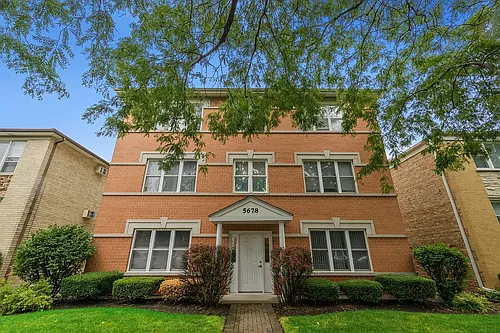 5678 W Higgins Ave #2E Photo 1 5678 W Higgins Ave #2E Photo 1