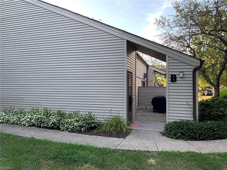 1st image of 1460 Cedarwood Dr #23B