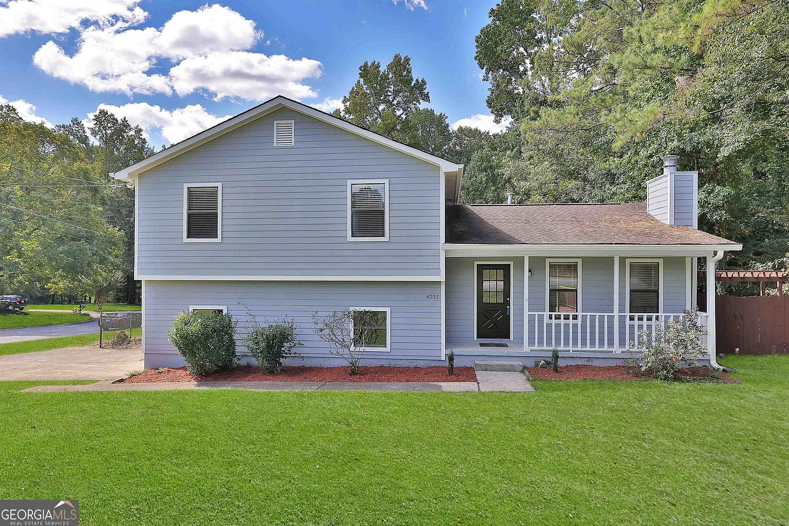 4227 Summer Wood Dr photo 1