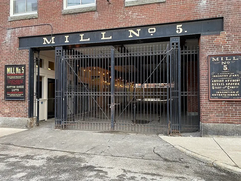 240 Jackson St #327