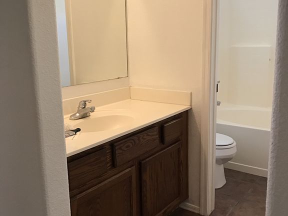 5th image of 8209 W Hammond Ln