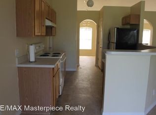 2420 SW Monterrey Ln, Pt Saint Lucie, FL 34953