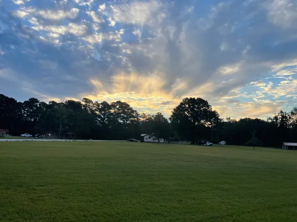 518 First Texas Rd, Saint George, SC 29477