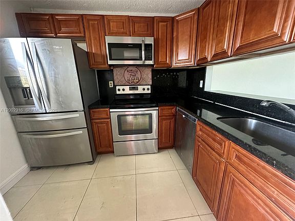 2nd image of 3396 Foxcroft Rd APT 305