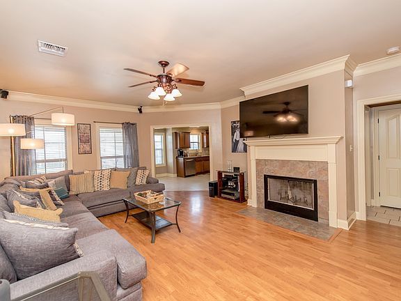 5th image of 516 Braxton Dr