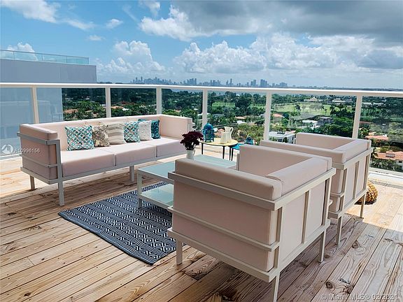2nd image of 5750 Collins Ave #Penthouse A