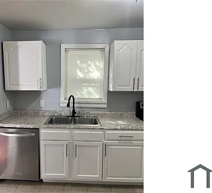 2105 Mimosa St — Photo 2